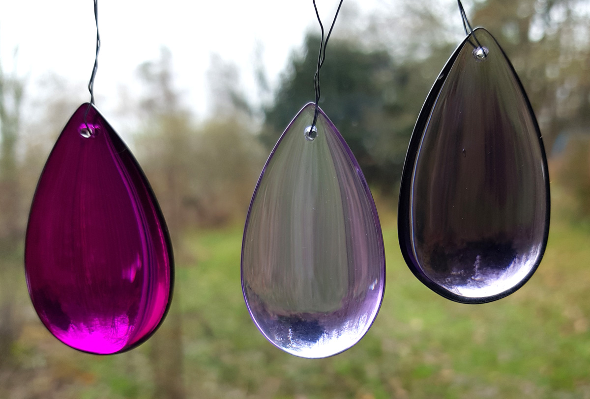 Glasdroppe 50 mm mörk purpur lila köp hos Plantanica webbutik
